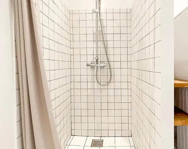 Beautiful One-bedroom In Cph Apartament