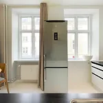 Daire Beautiful One-bedroom In Cph *